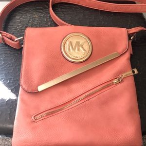 Handbag and crossbody MK replicas